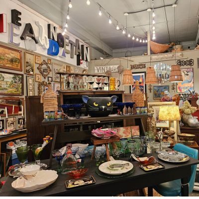 Poppy Hill Vintage - Three Oaks, MI